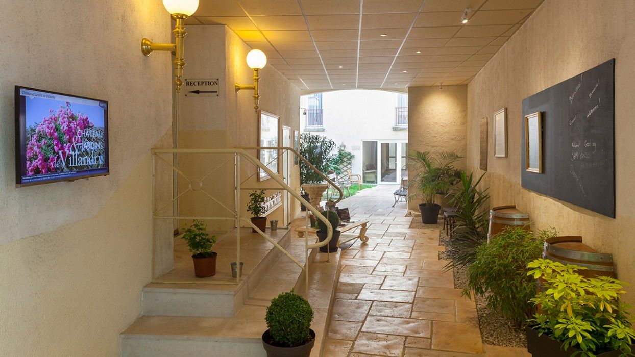Brit Hotel Le Lion D'Or Σινόν Εξωτερικό φωτογραφία