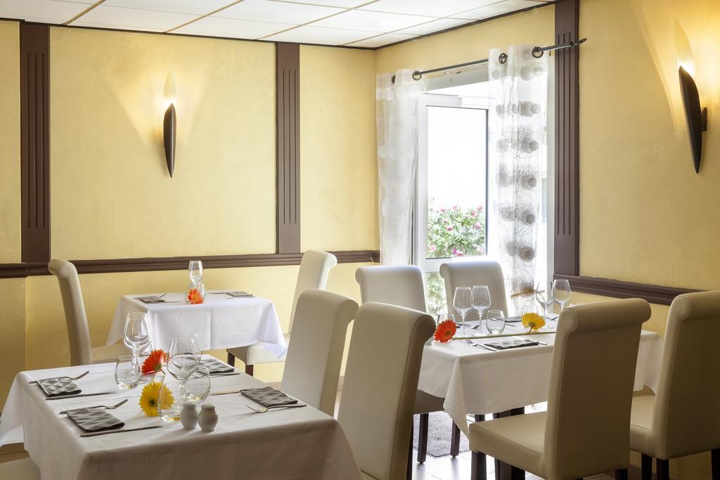 Brit Hotel Le Lion D'Or Σινόν Εξωτερικό φωτογραφία